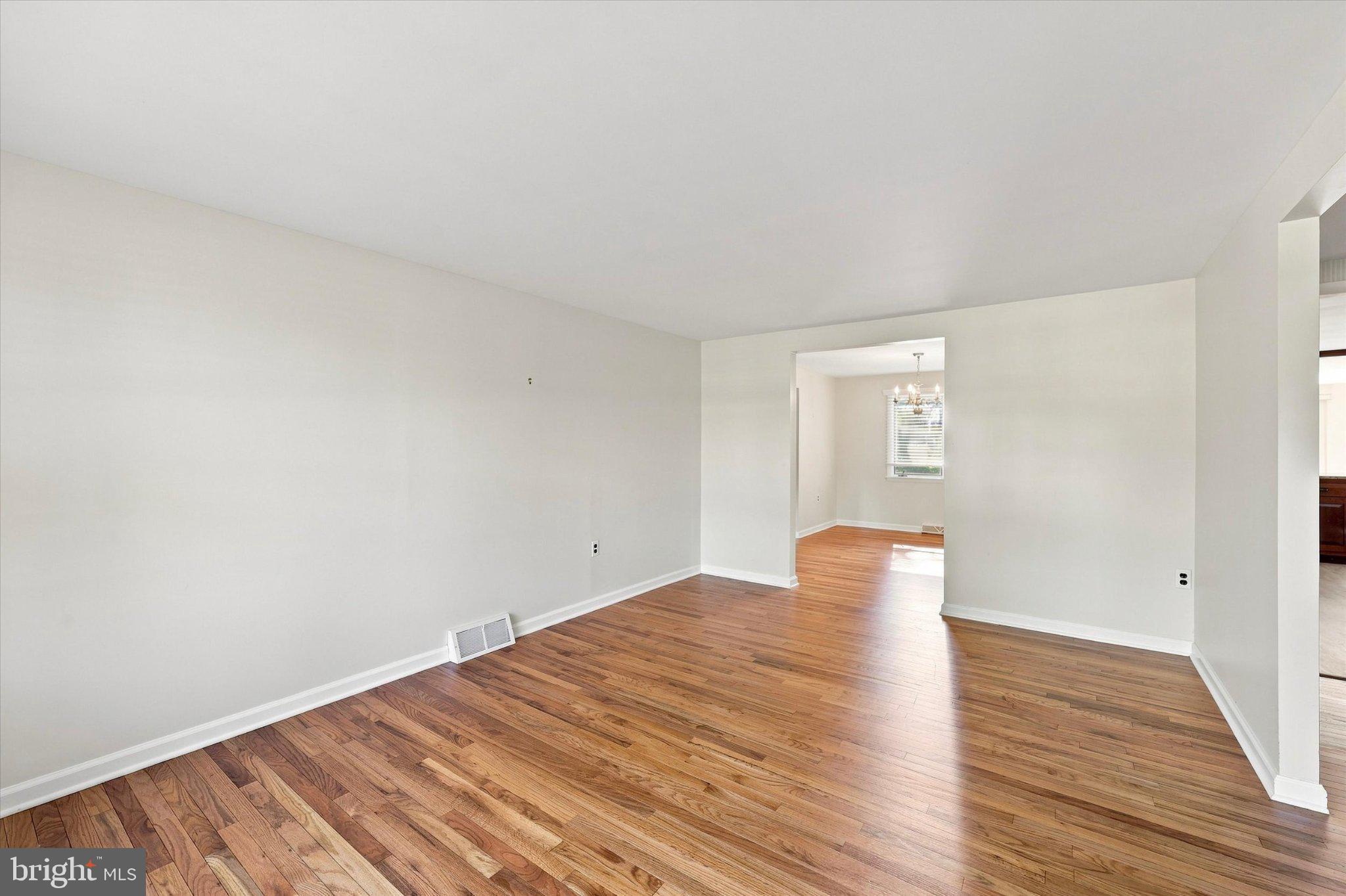 320 RICHARDSON ROAD