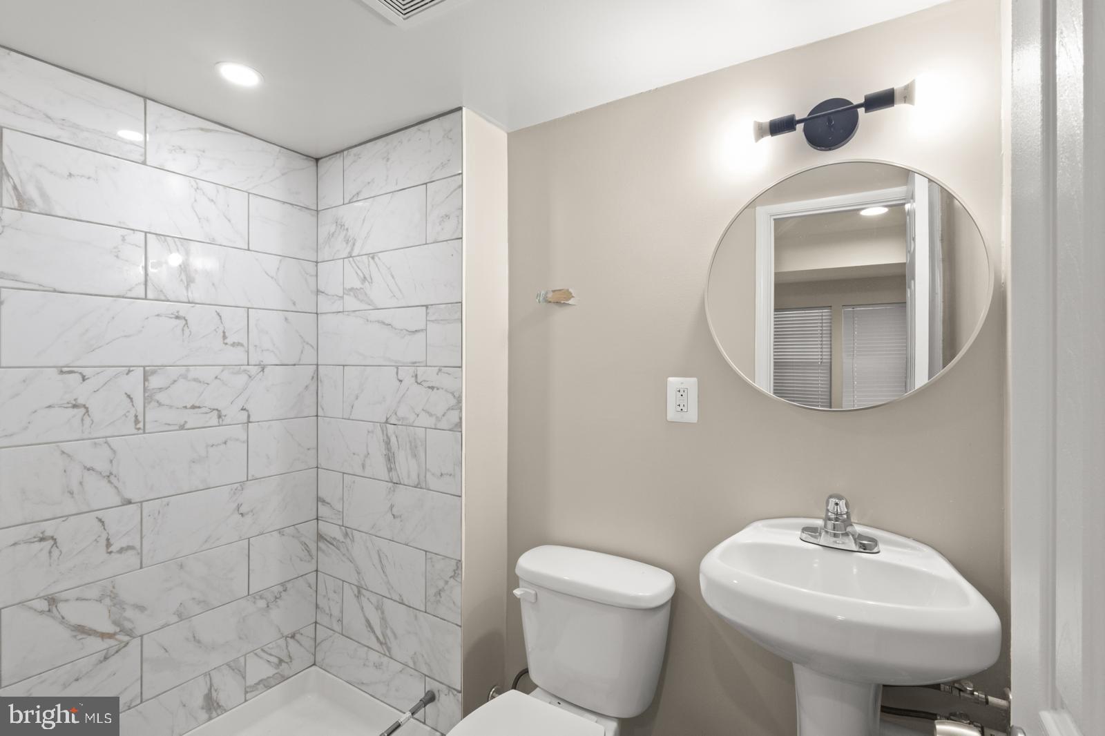 7264 MAIDSTONE PLACE 251