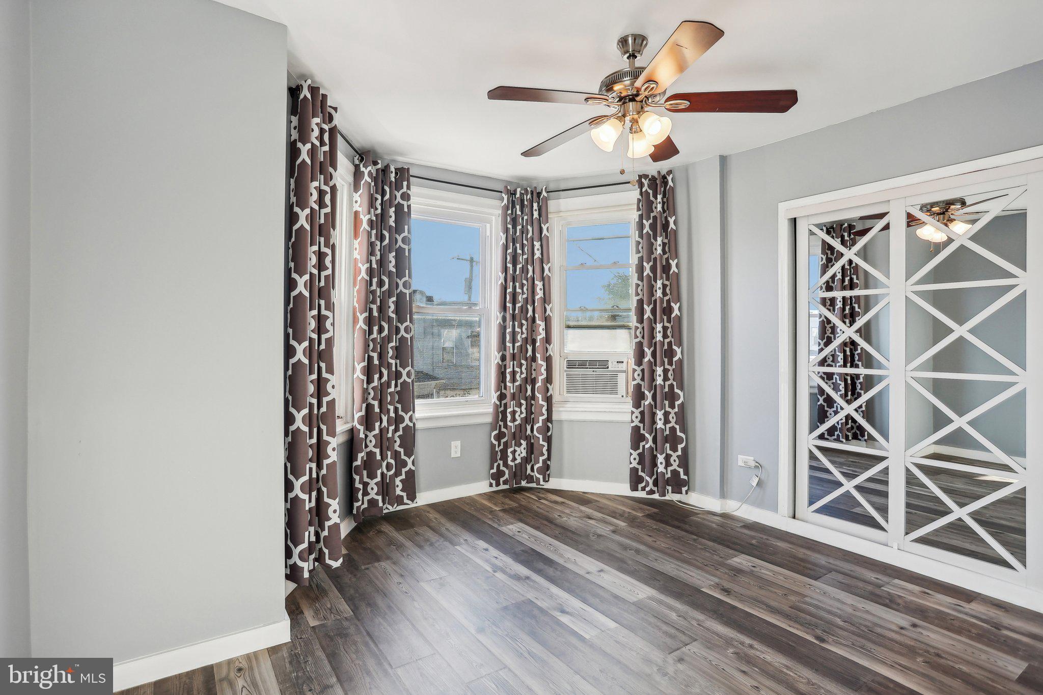 COBBS CREEK - Residential