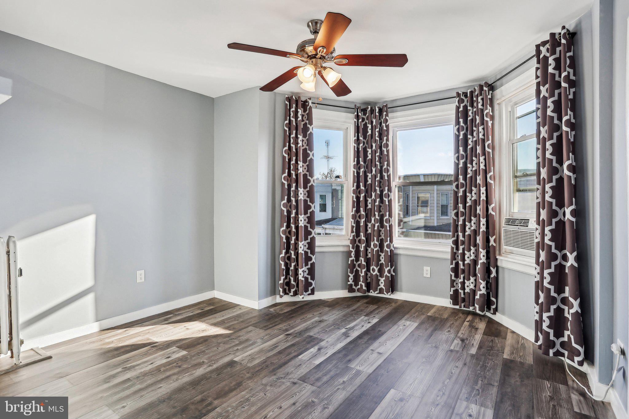 COBBS CREEK - Residential