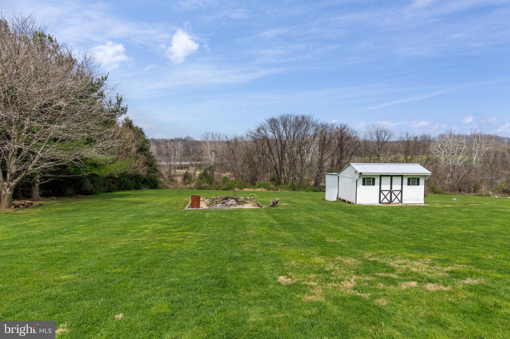 WALNUT TERRACE - Residential