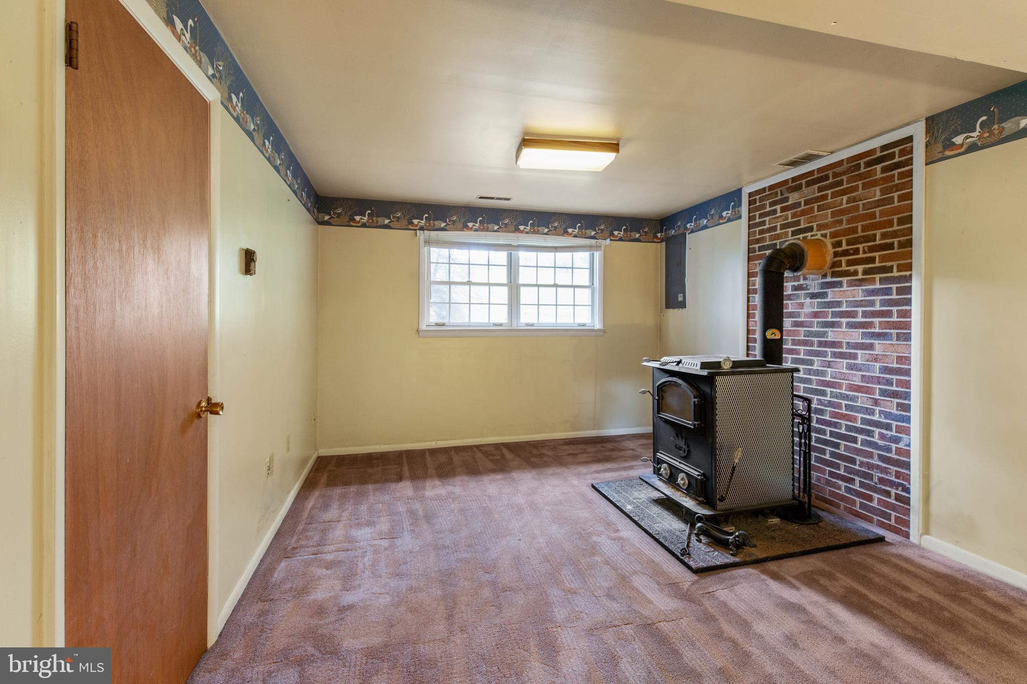 WALNUT TERRACE - Residential