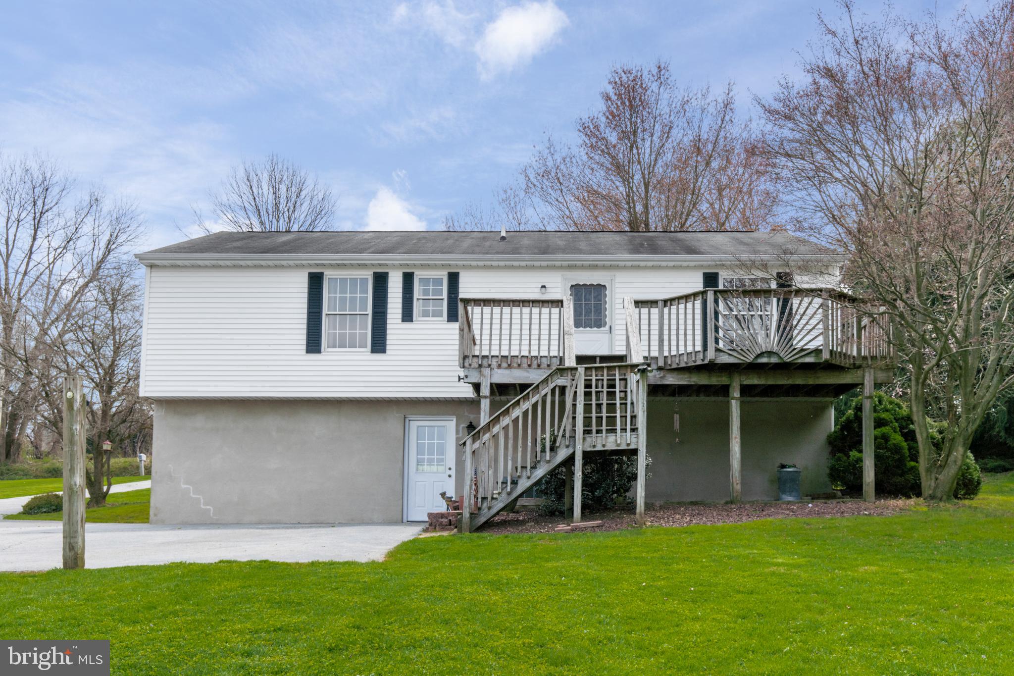 WALNUT TERRACE - Residential