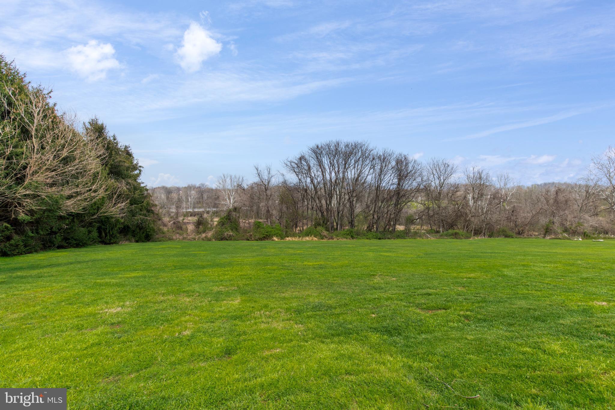 WALNUT TERRACE - Residential