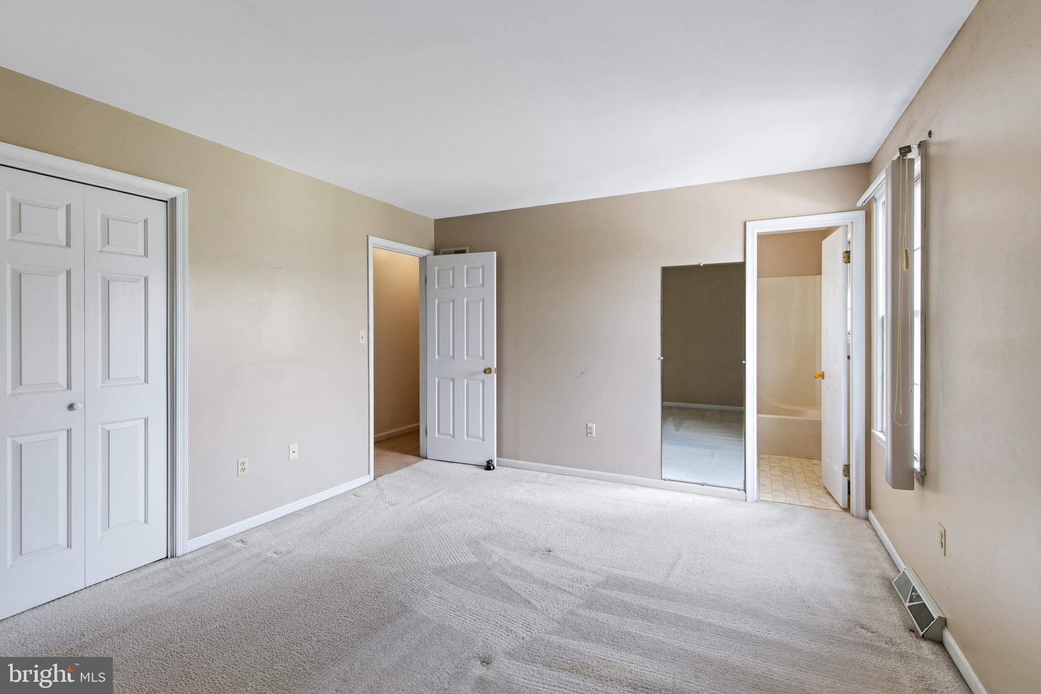 WALNUT TERRACE - Residential