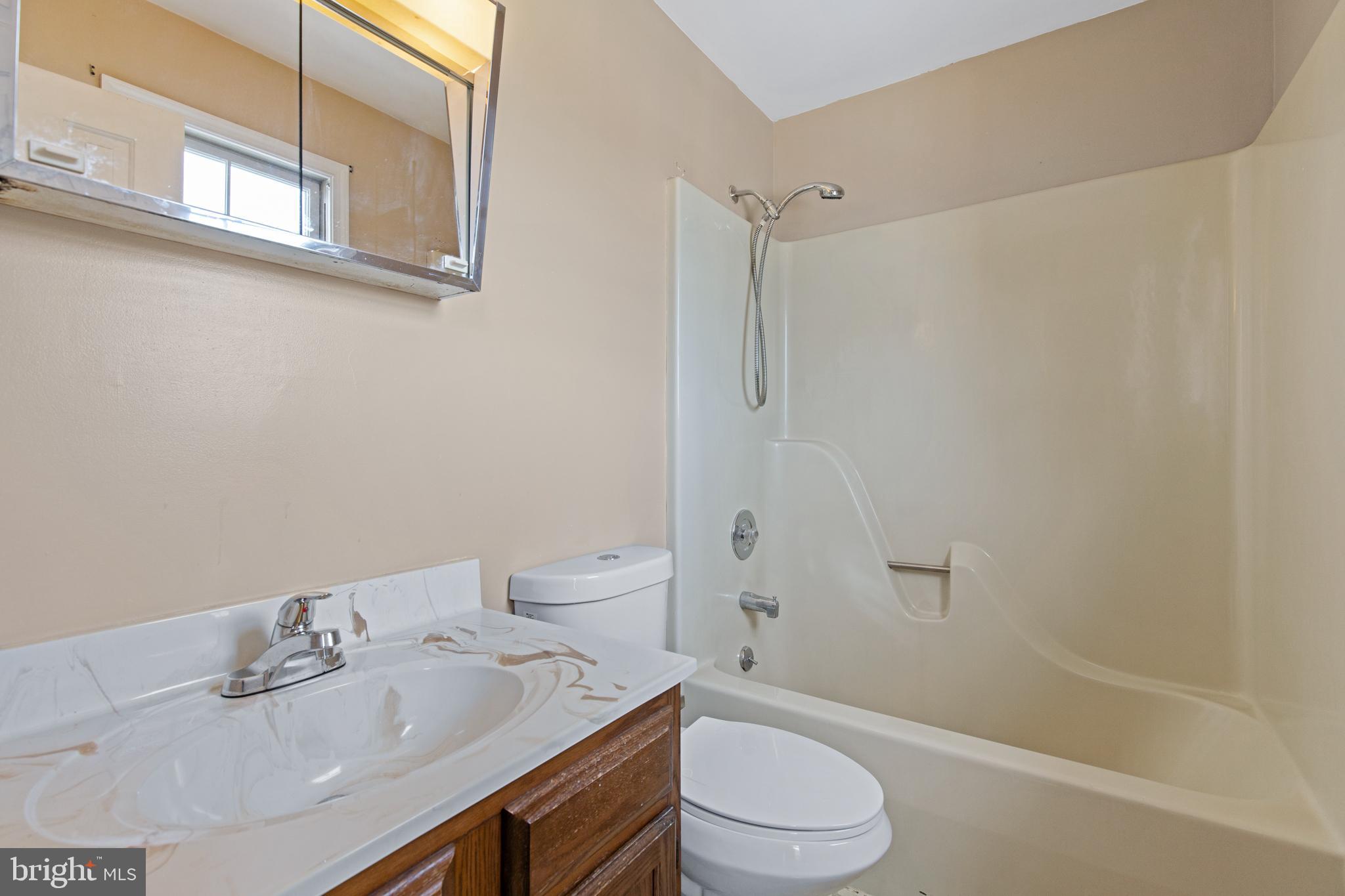 WALNUT TERRACE - Residential