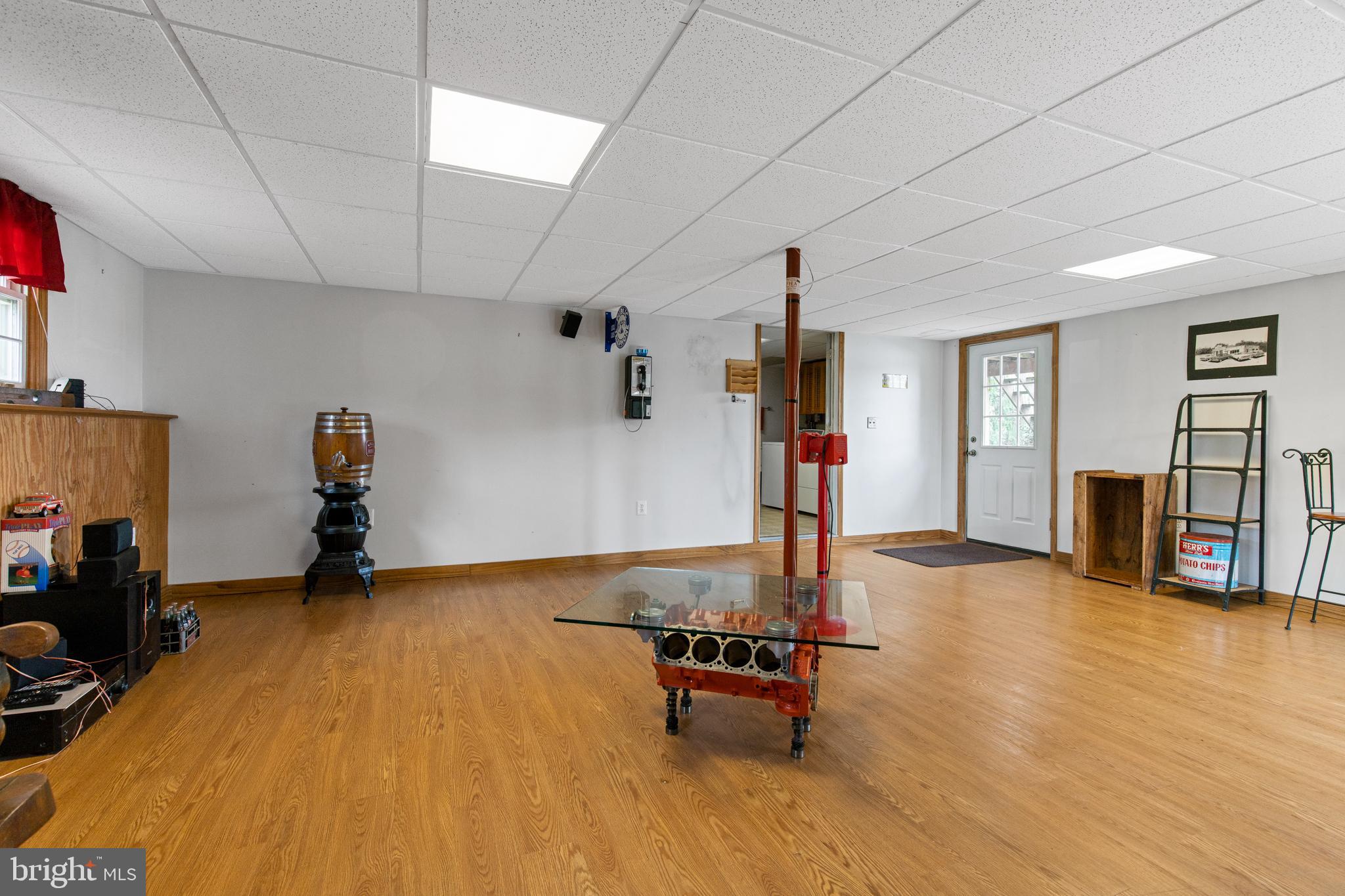 WALNUT TERRACE - Residential