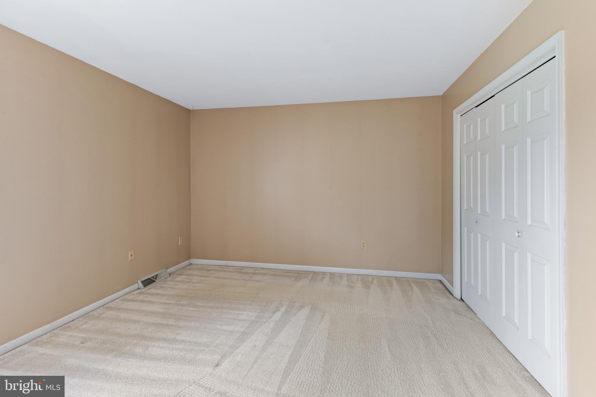 WALNUT TERRACE - Residential