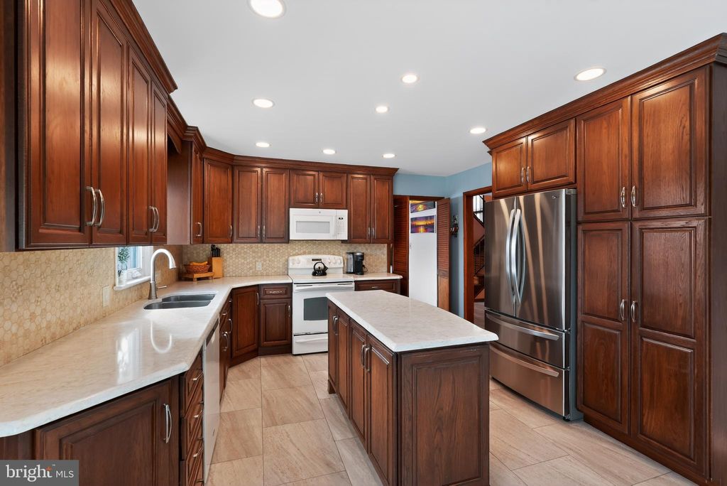 Photo of 372 High Street, SOUDERTON, PA 18964 (MLS # PAMC2167562)