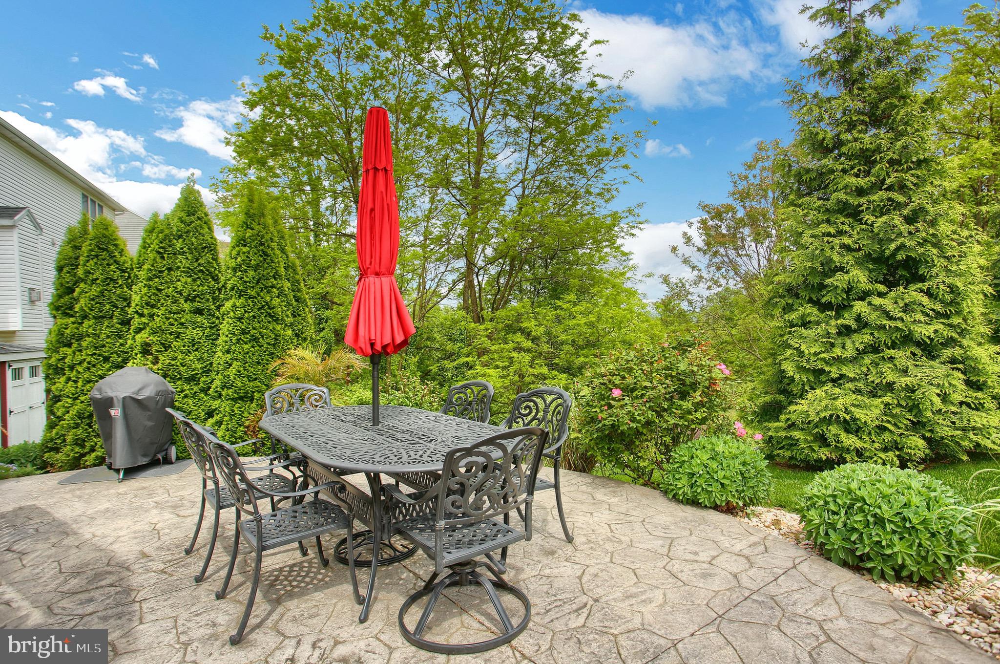 THE HEIGHTS OF BEACON HILL - Residential