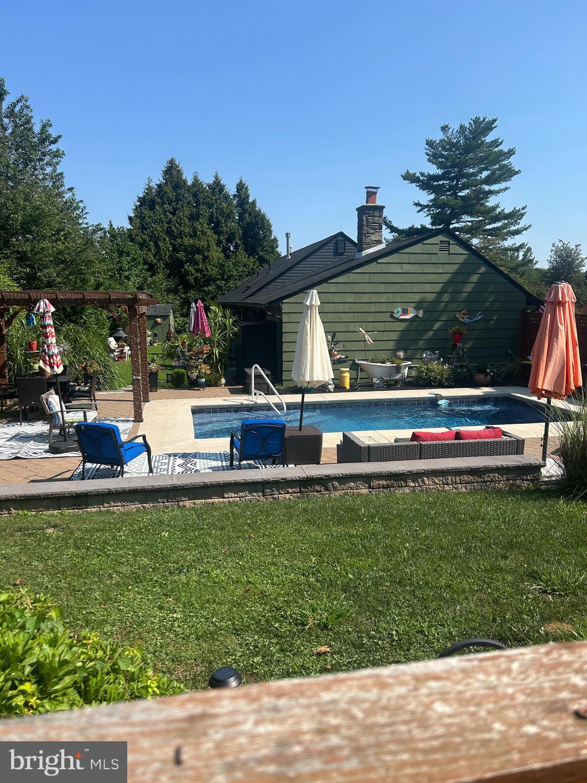 CROSSWICKS - Residential