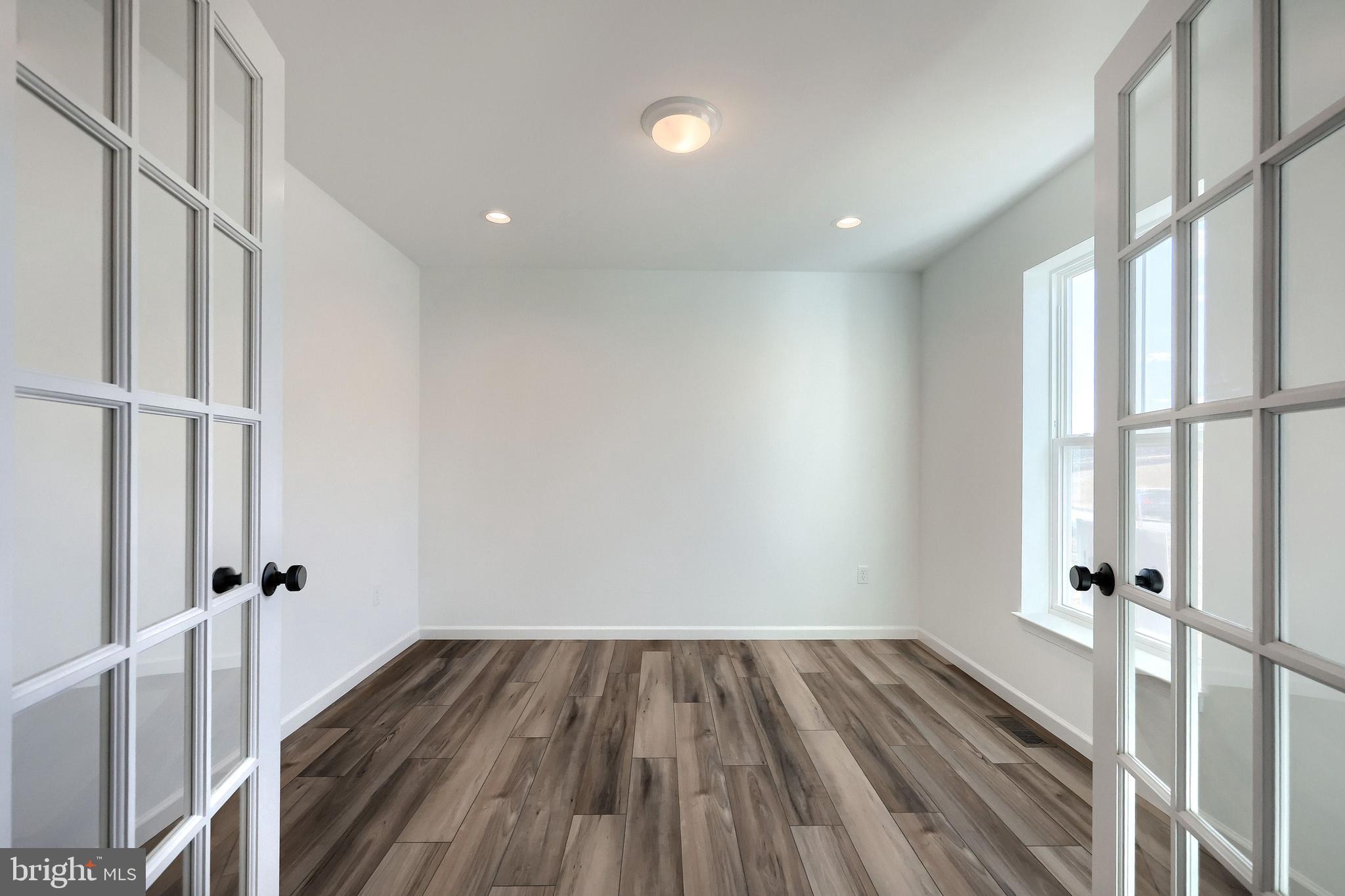 SUMMIT RIDGE - Residential