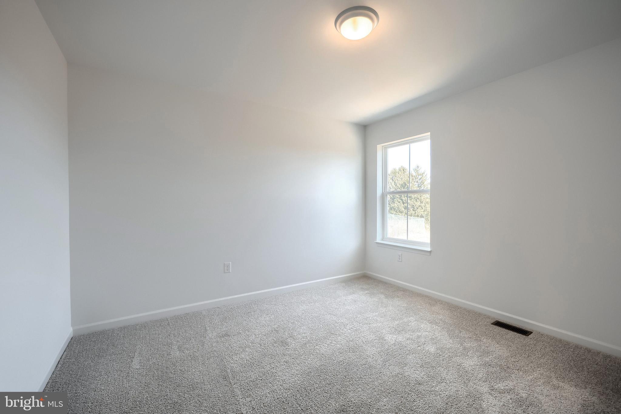 SUMMIT RIDGE - Residential