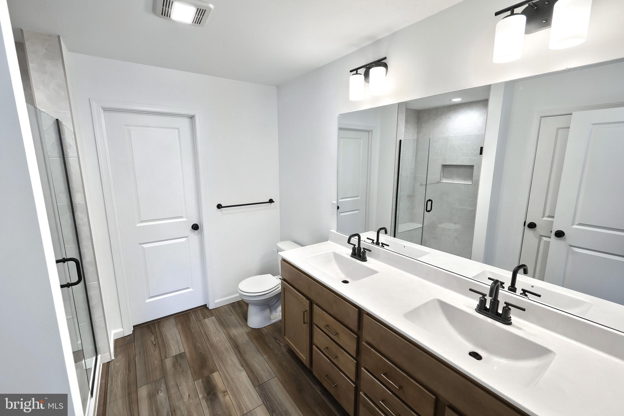 SUMMIT RIDGE - Residential