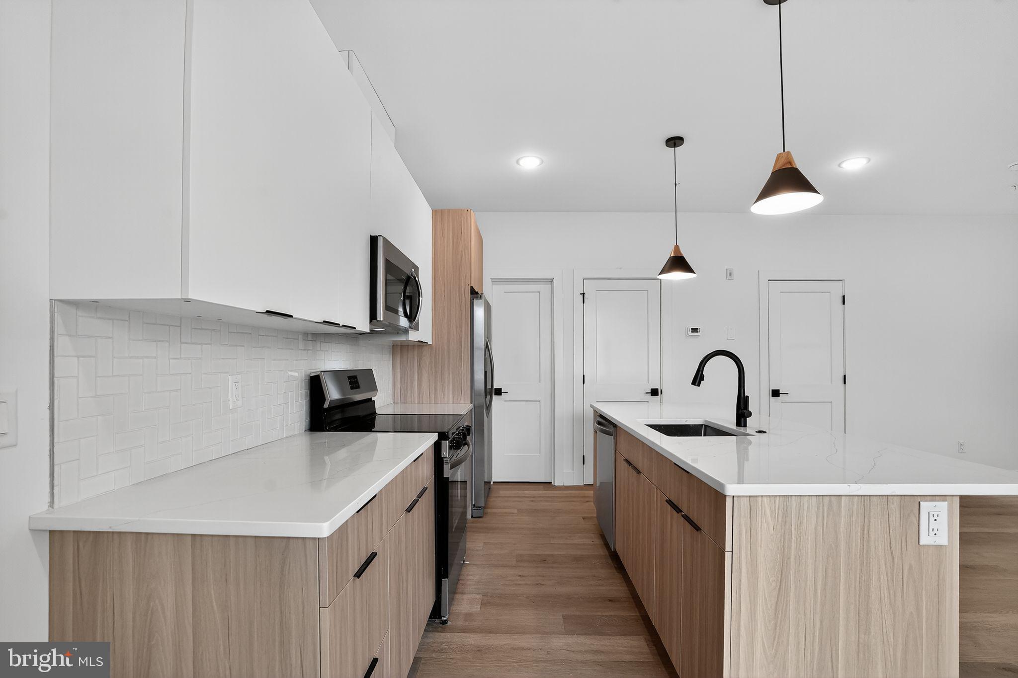 GERMANTOWN (EAST) - Residential