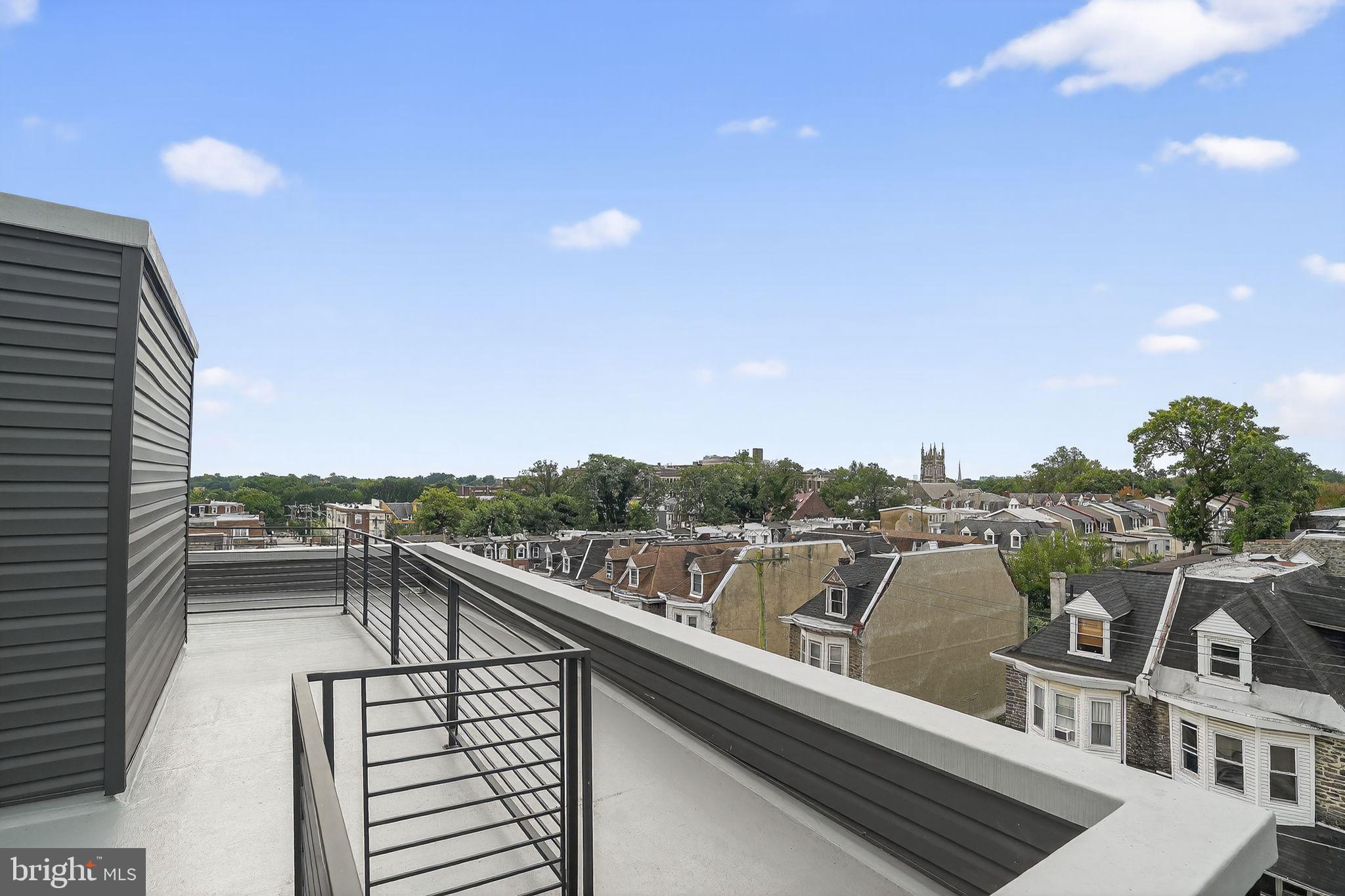 GERMANTOWN (EAST) - Residential