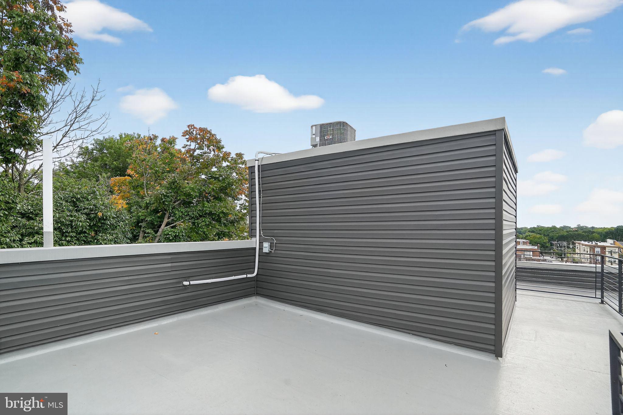 GERMANTOWN (EAST) - Residential