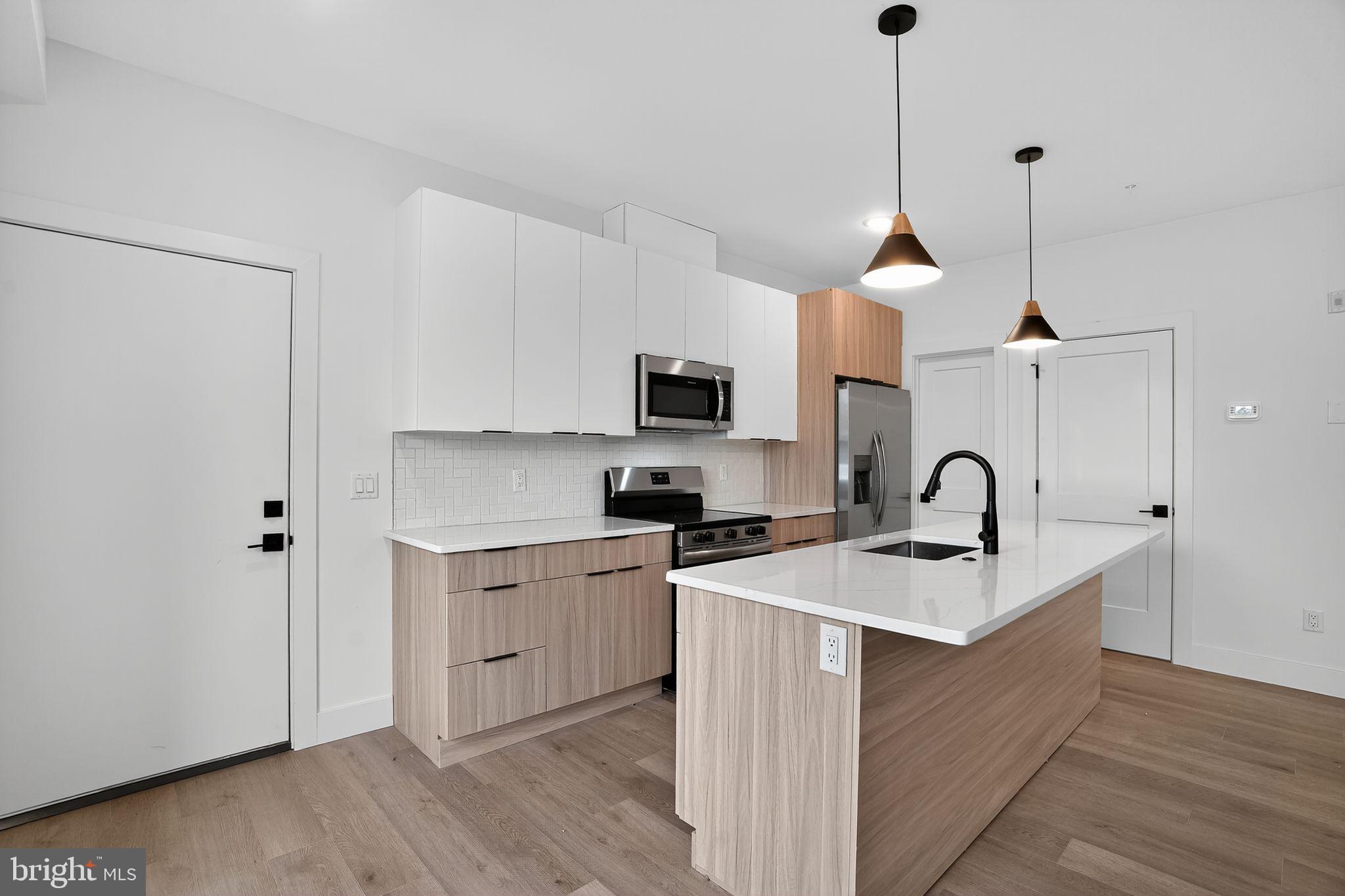 GERMANTOWN (EAST) - Residential