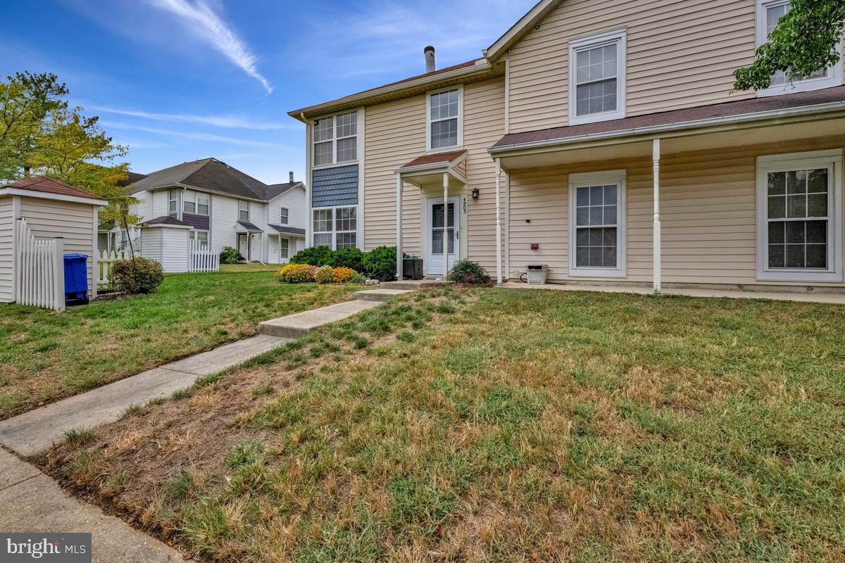 4905 MARLBOROUGH GROVE