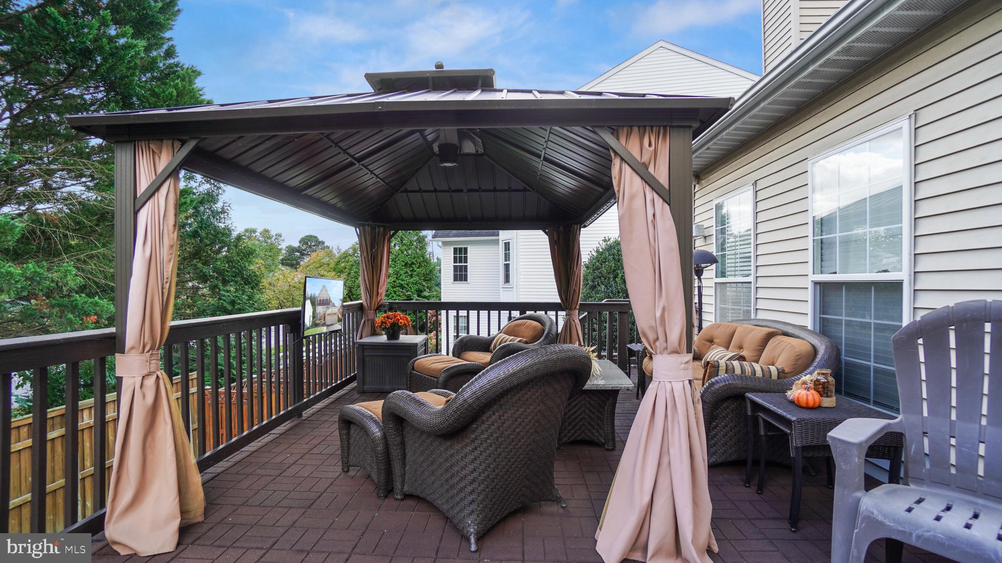 CHAPMAN FARM - Residential