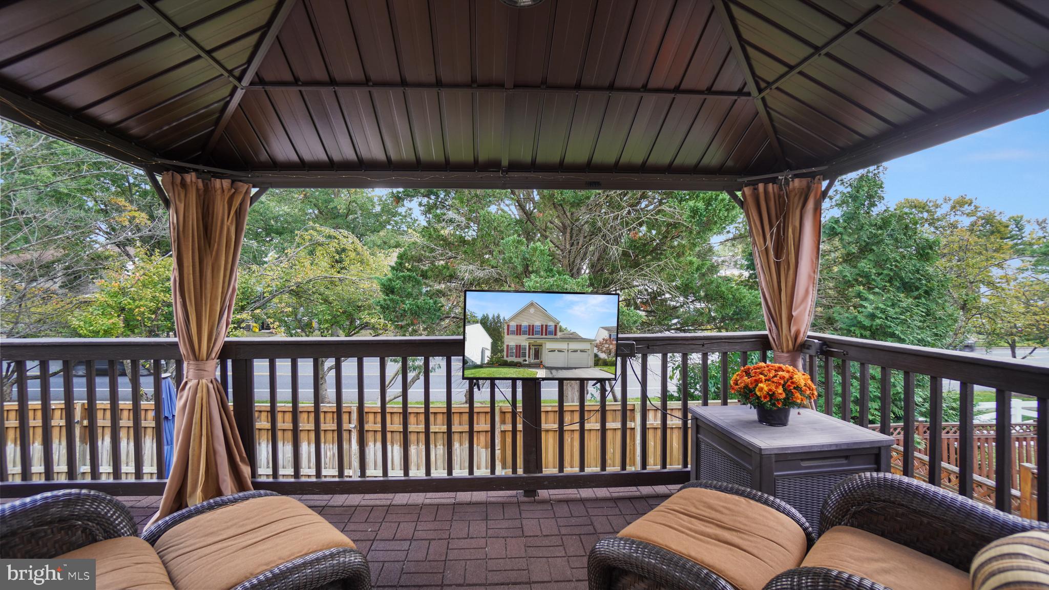 CHAPMAN FARM - Residential