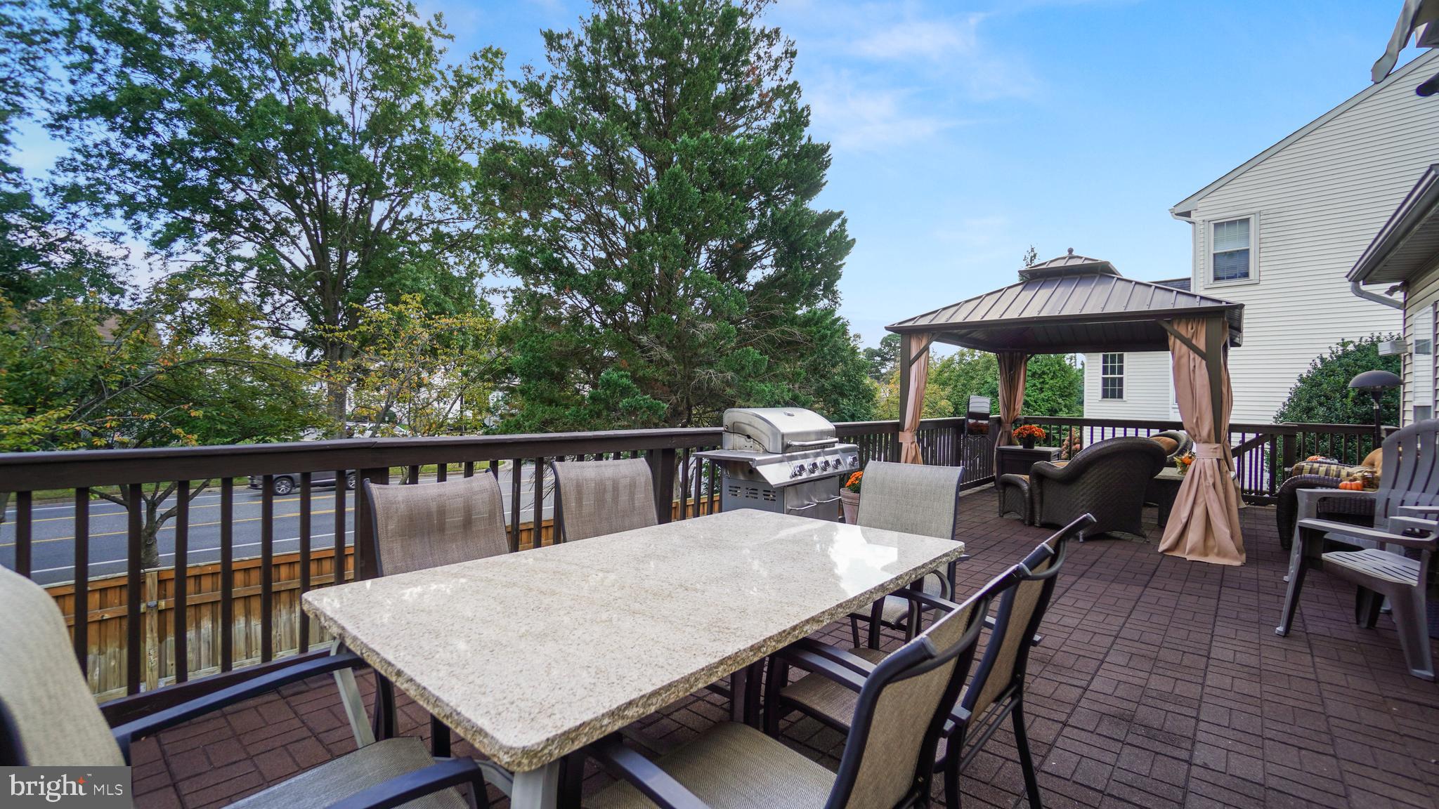 CHAPMAN FARM - Residential