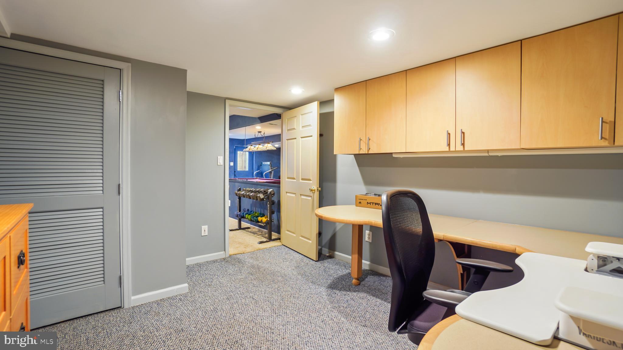 CHAPMAN FARM - Residential