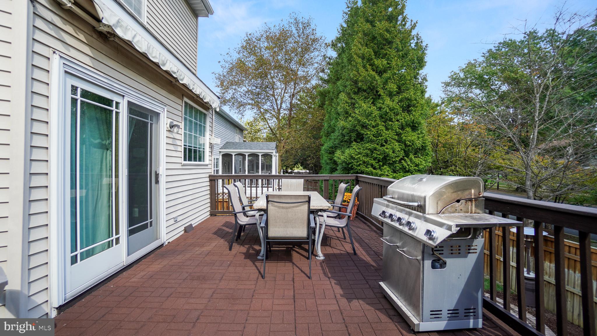 CHAPMAN FARM - Residential