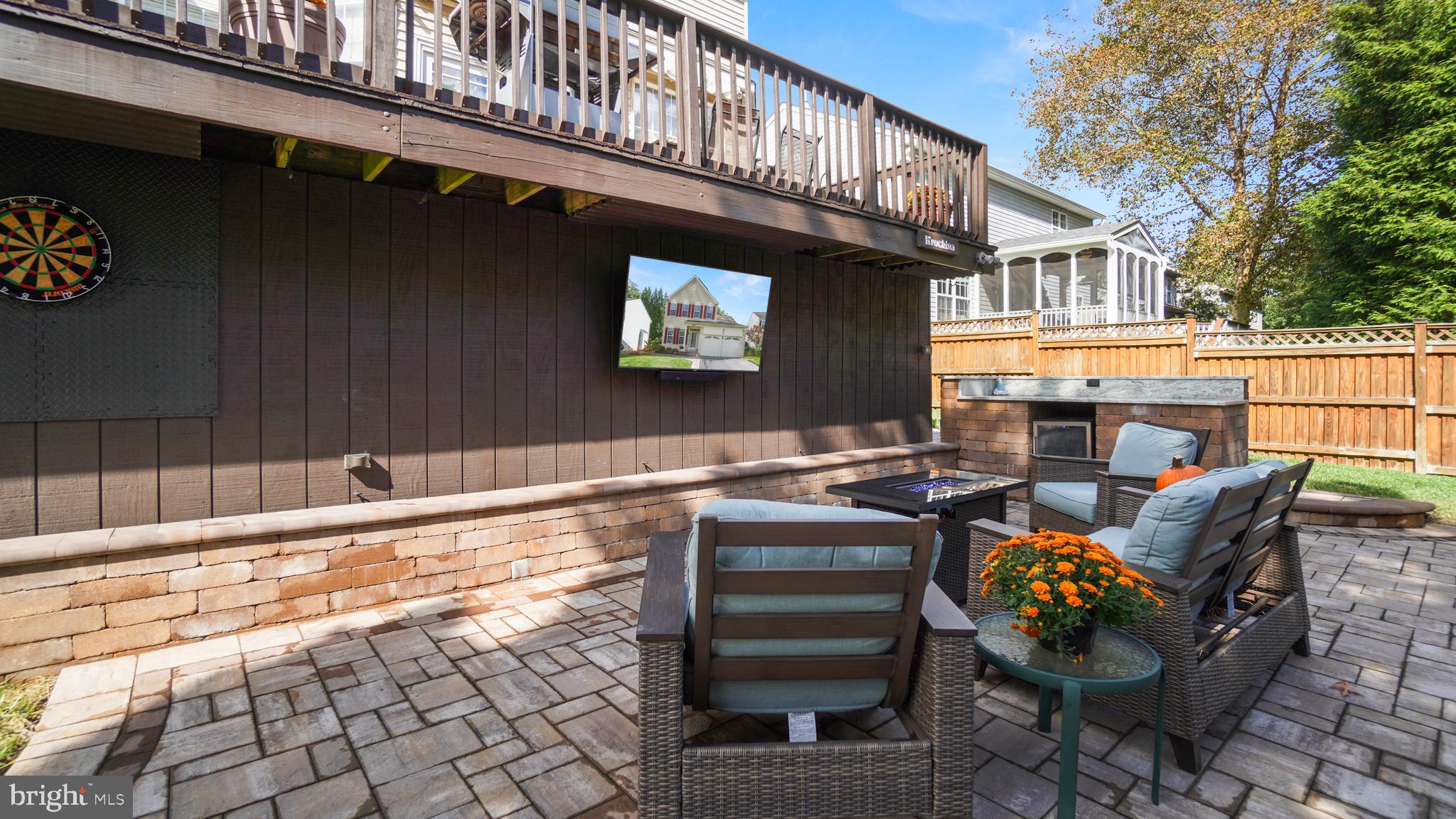 CHAPMAN FARM - Residential