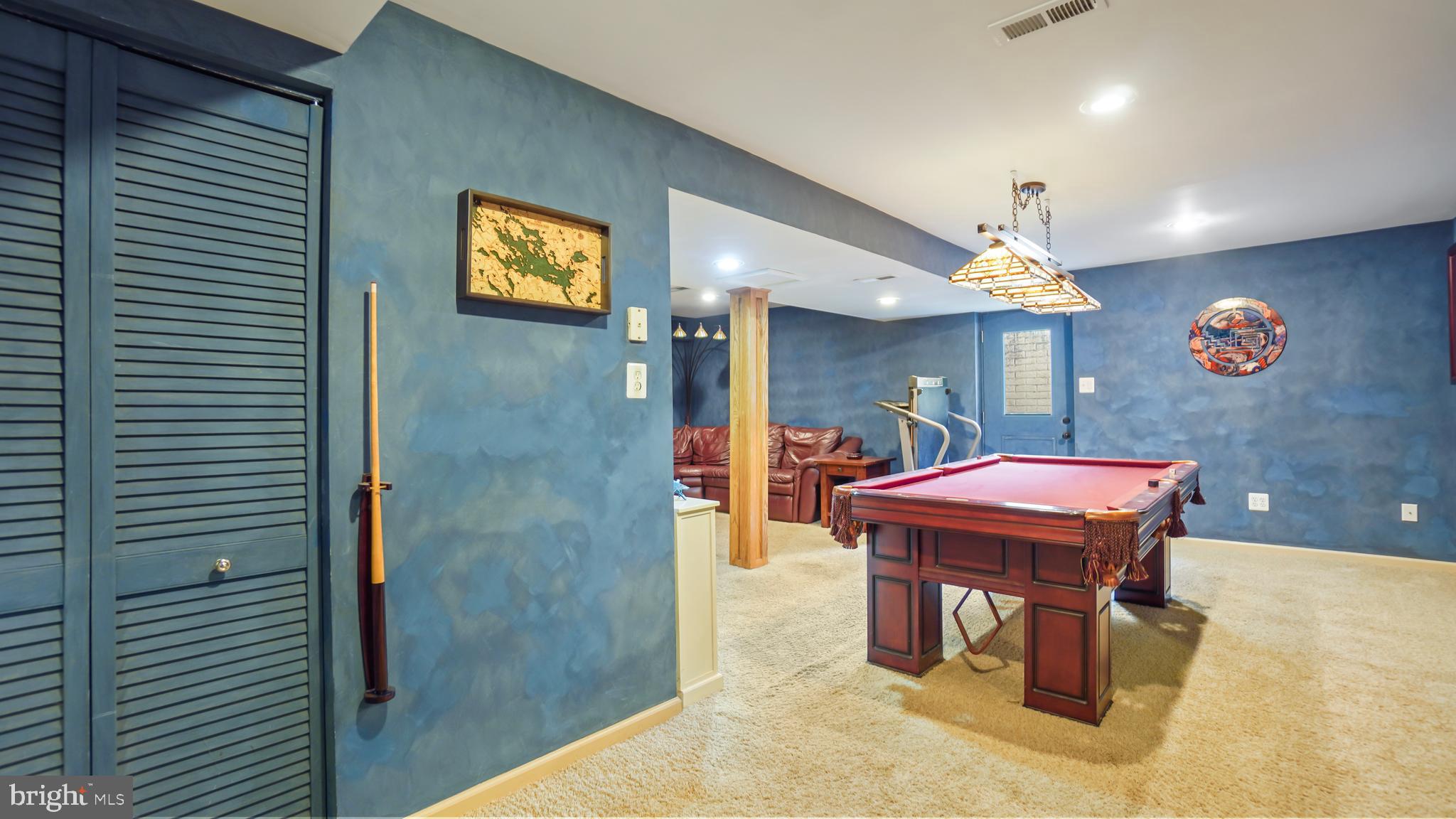 CHAPMAN FARM - Residential