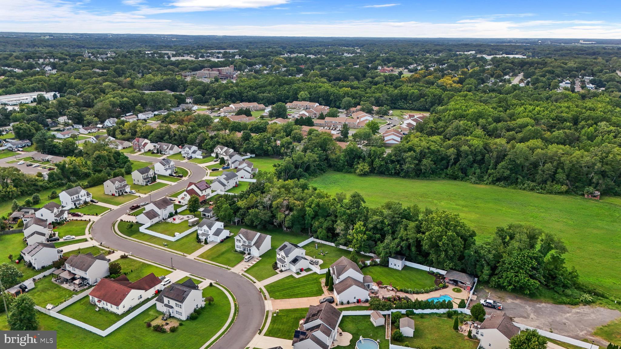 27 TWIN OAKS DRIVE