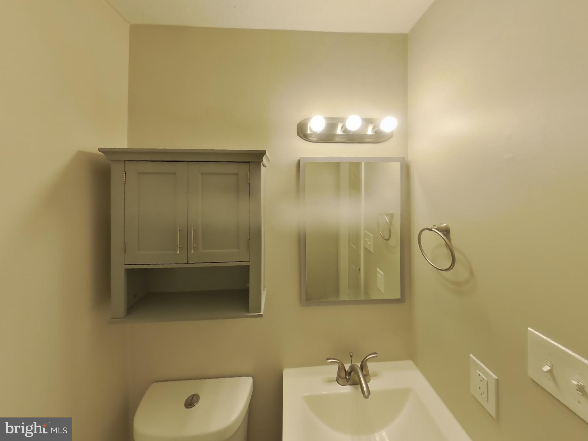 OAKHURST - Residential Lease