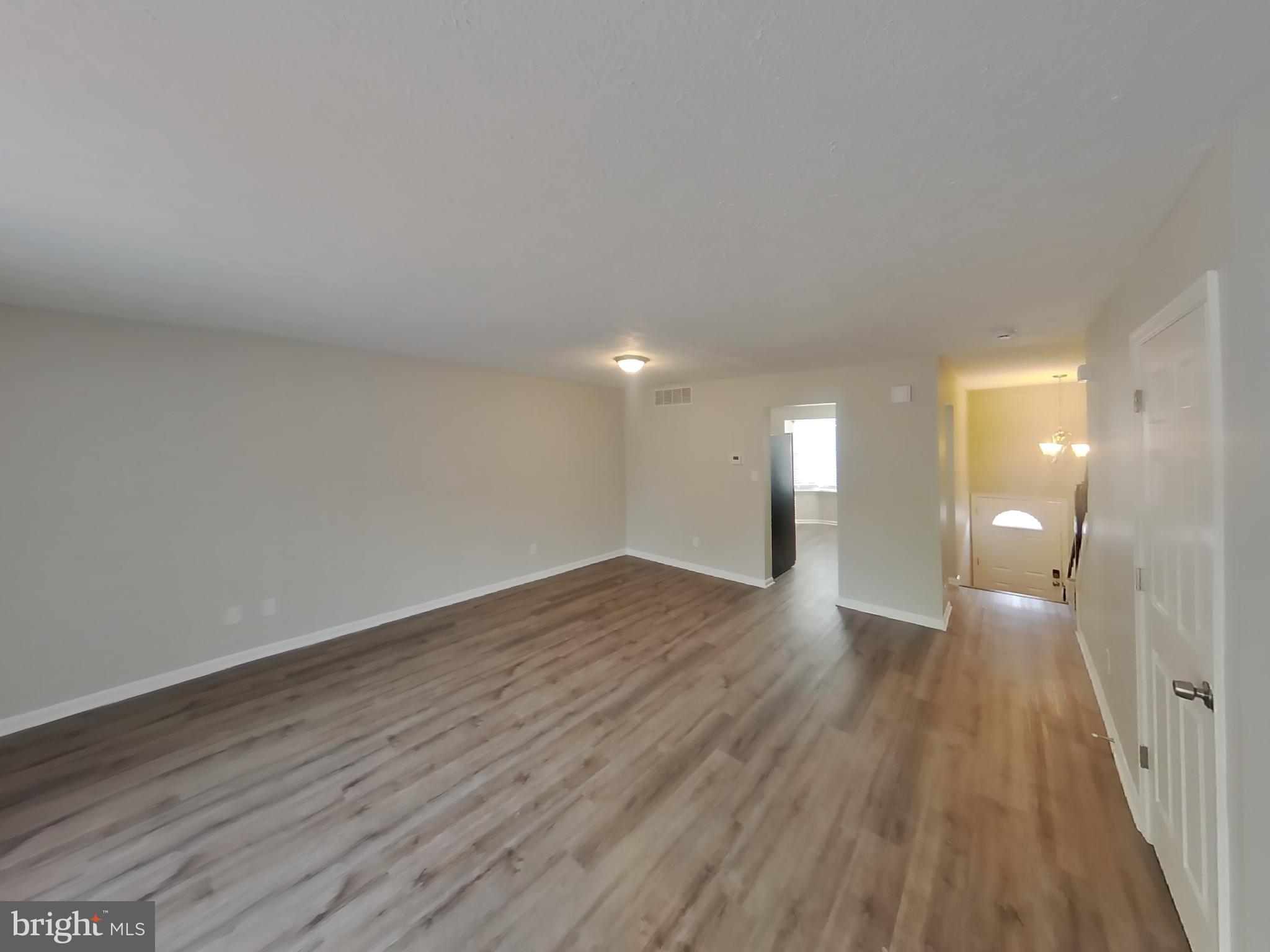 OAKHURST - Residential Lease