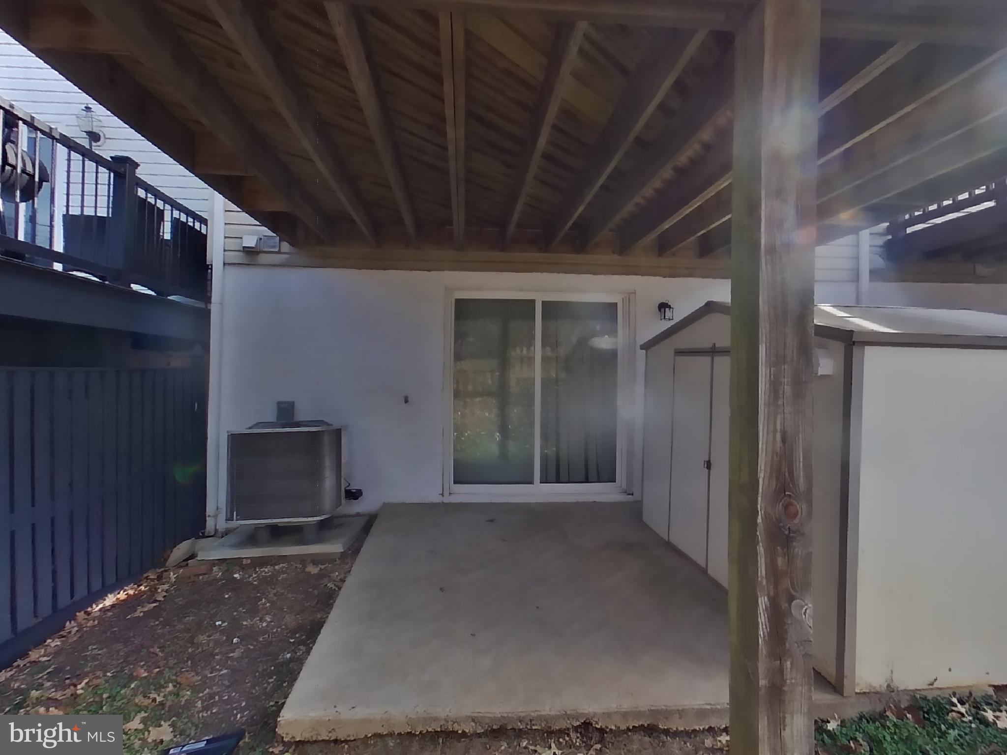 OAKHURST - Residential Lease