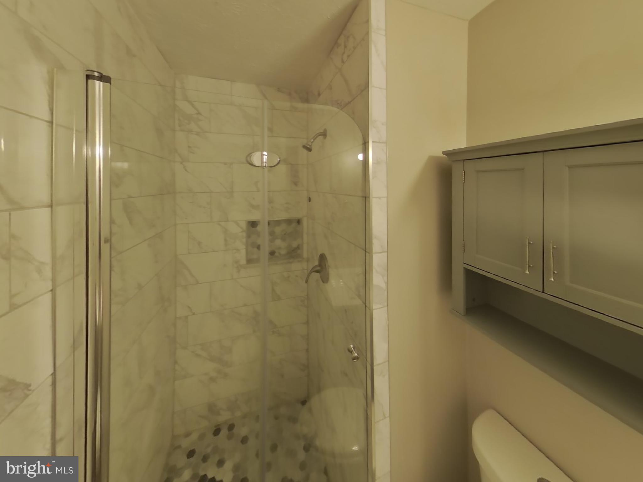 OAKHURST - Residential Lease