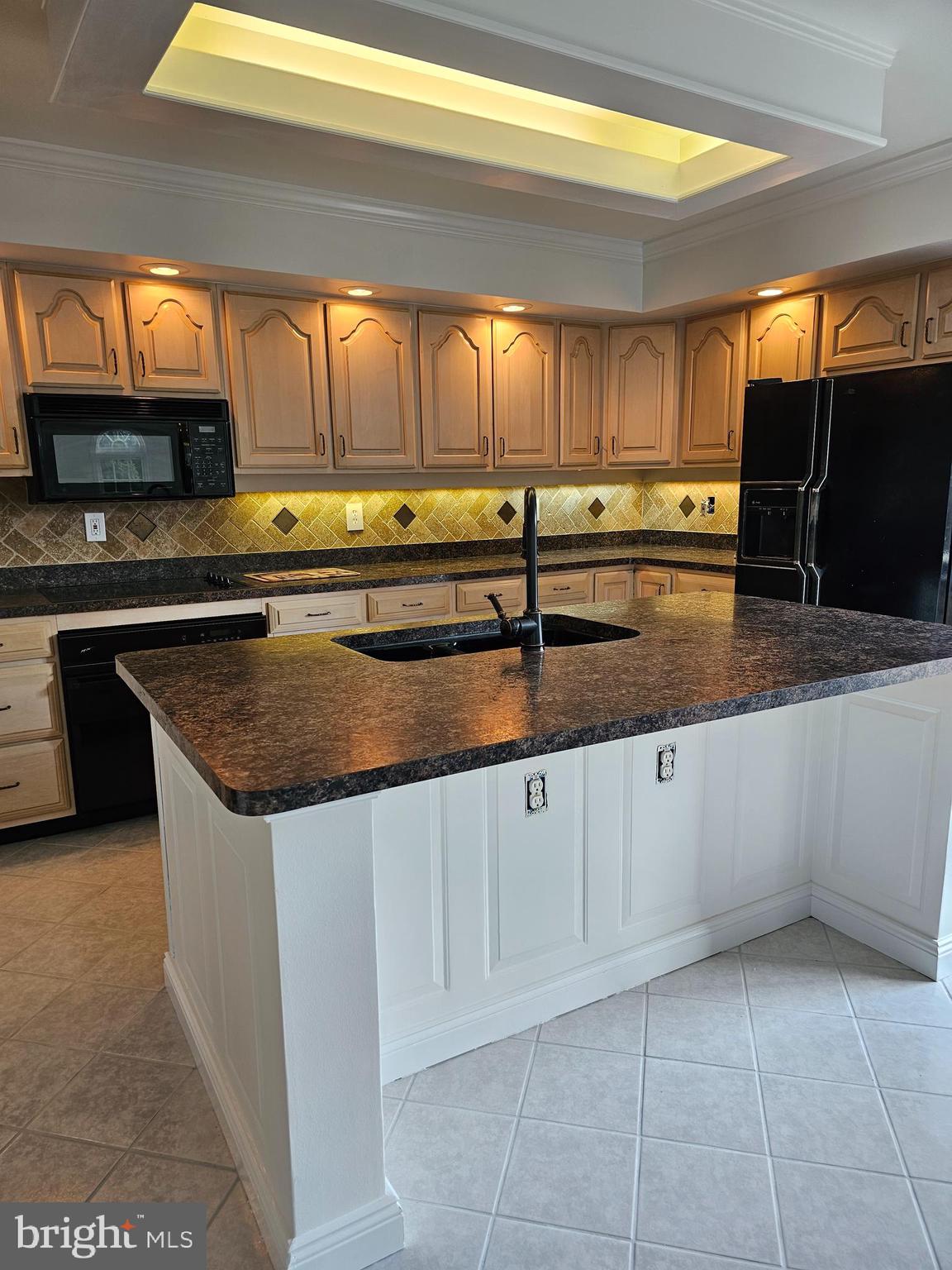 FOREST LAKES - Residential