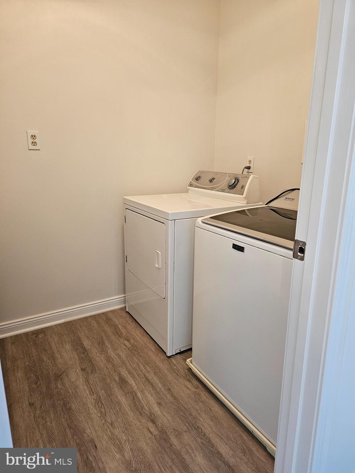 FOREST LAKES - Residential