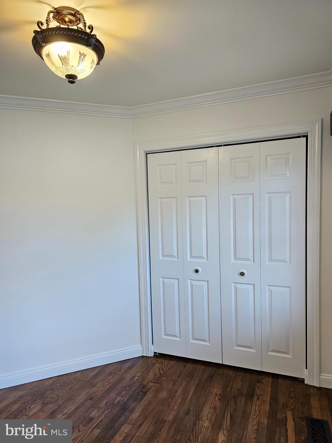 FOREST LAKES - Residential