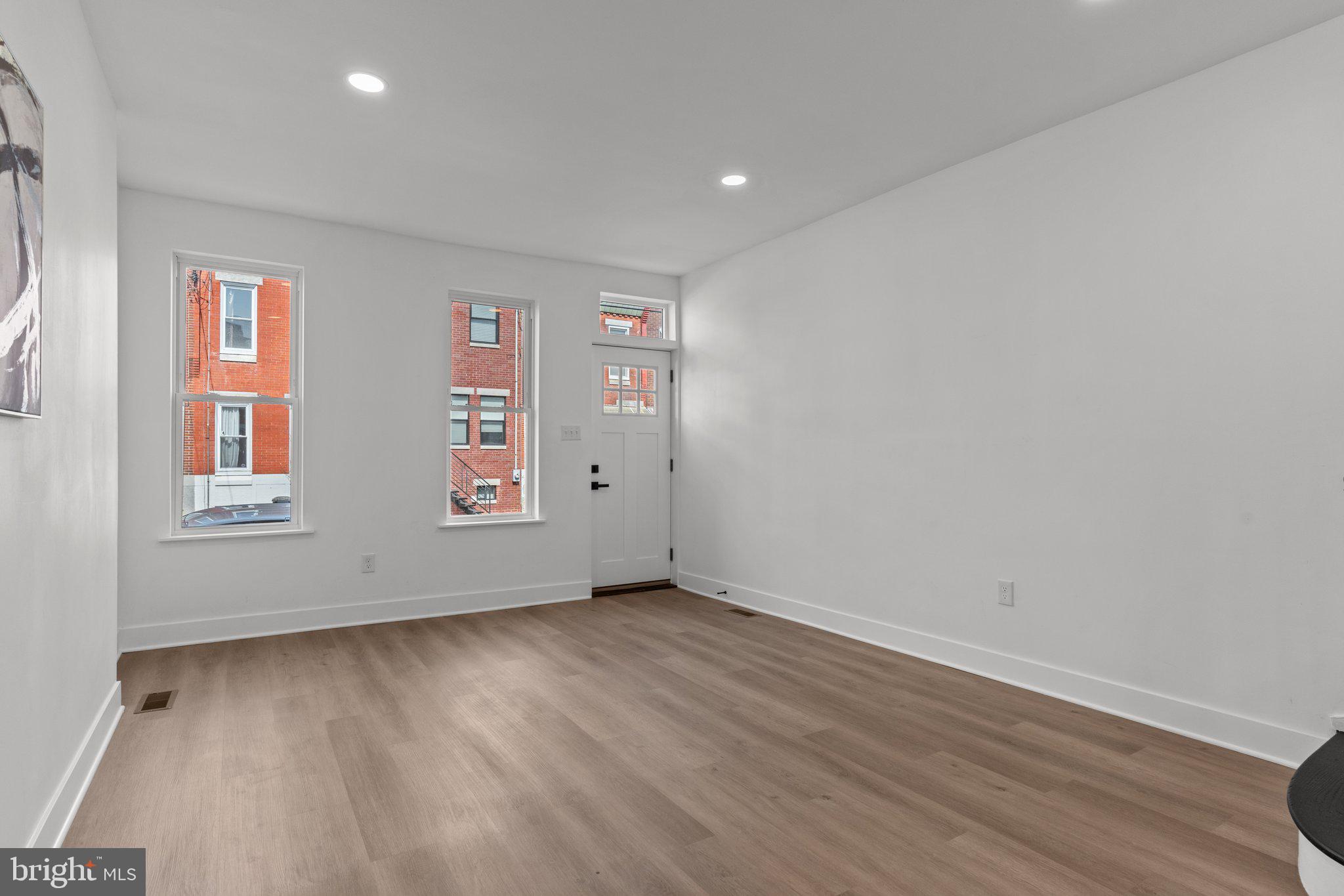 POINT BREEZE - Residential