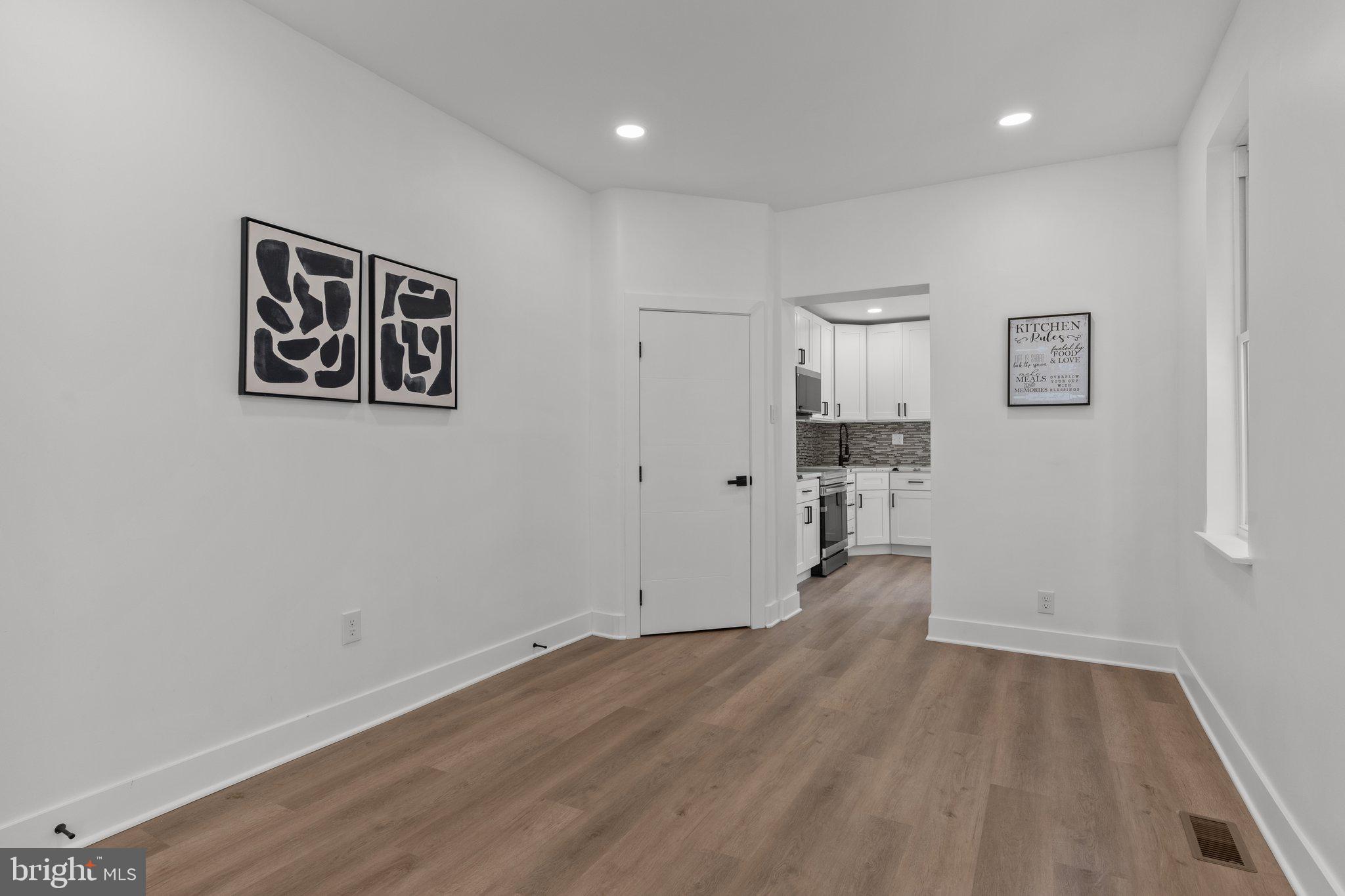 POINT BREEZE - Residential