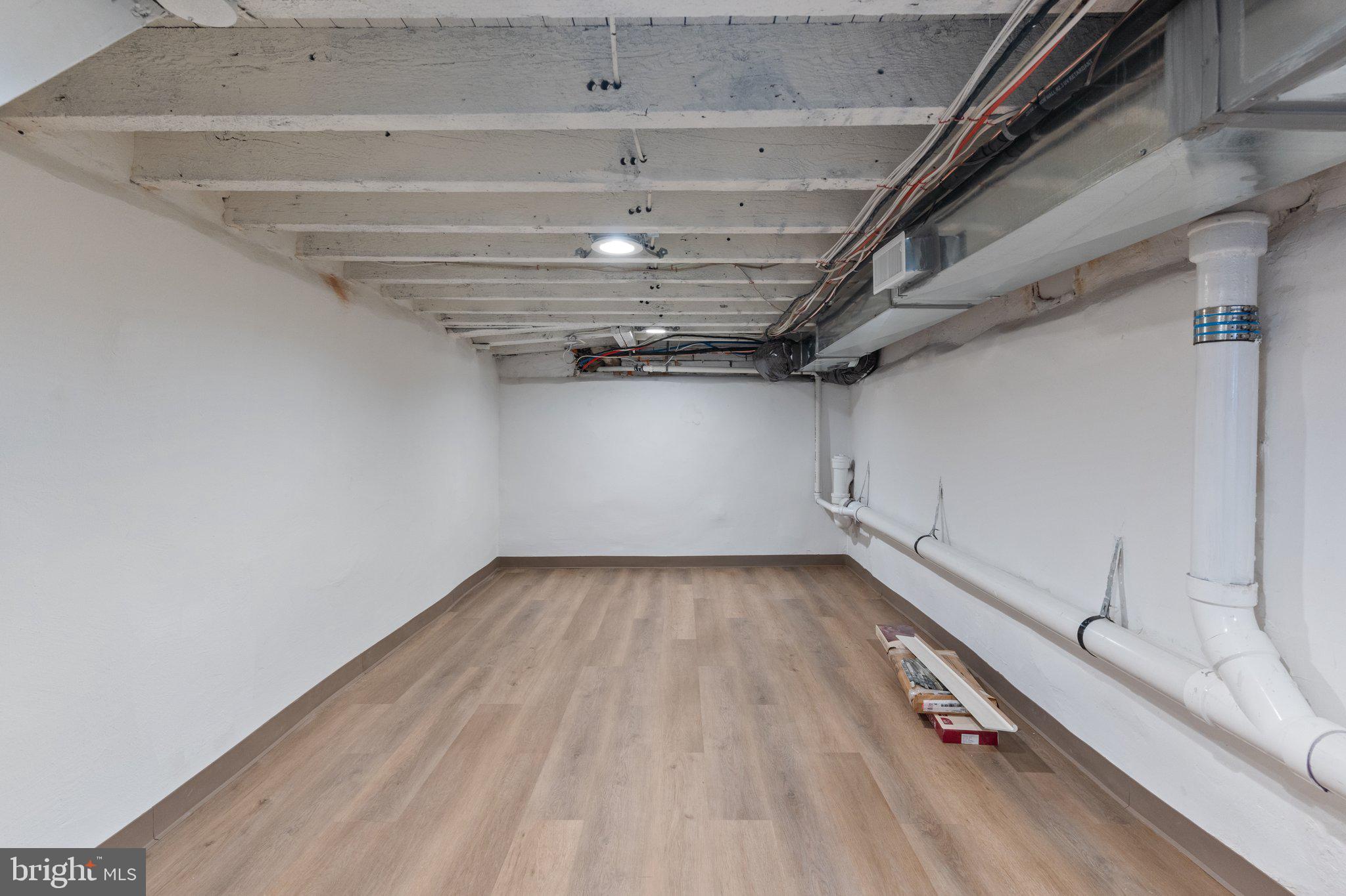 POINT BREEZE - Residential