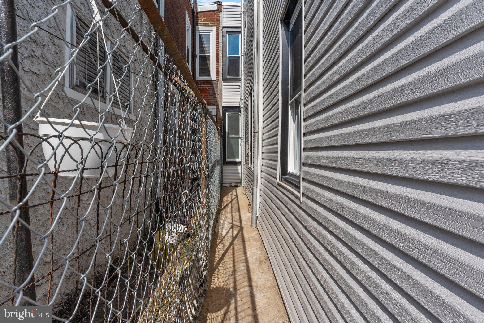 POINT BREEZE - Residential