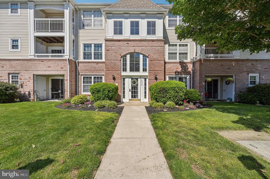 Bright and cheerful 2 bedroom 2 bath condo on second floor with balcony in Bel Air's Taylor Ridge community. LVP flooring in living room, dining room, eat-in kitchen with gas stove and both bedrooms. Primary bedroom has a walk-in closet and en suite bath plus full bath off hallway near second bedroom. Laundry and utility room in unit. Recently updated HVAC, windows and water heater. HOA amenities include community club room, pool and gym. Must See!!!