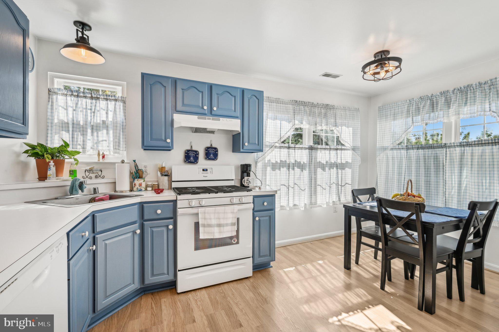 TAYLOR RIDGE - Residential