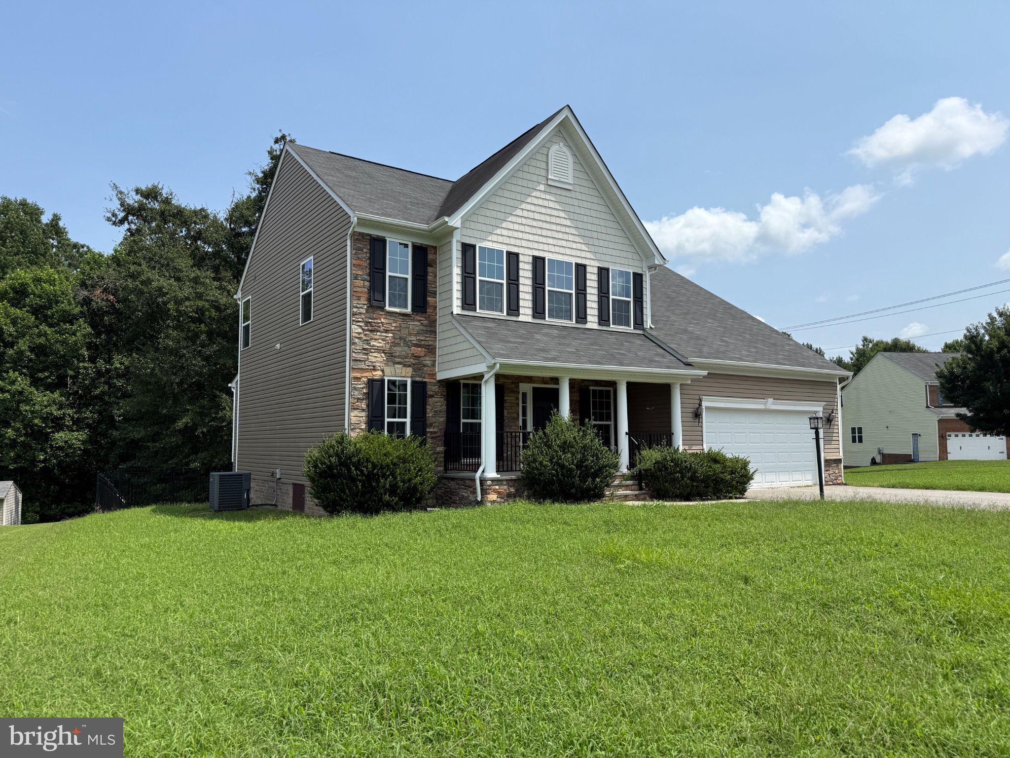 10007 ETHENS CASTLE DRIVE