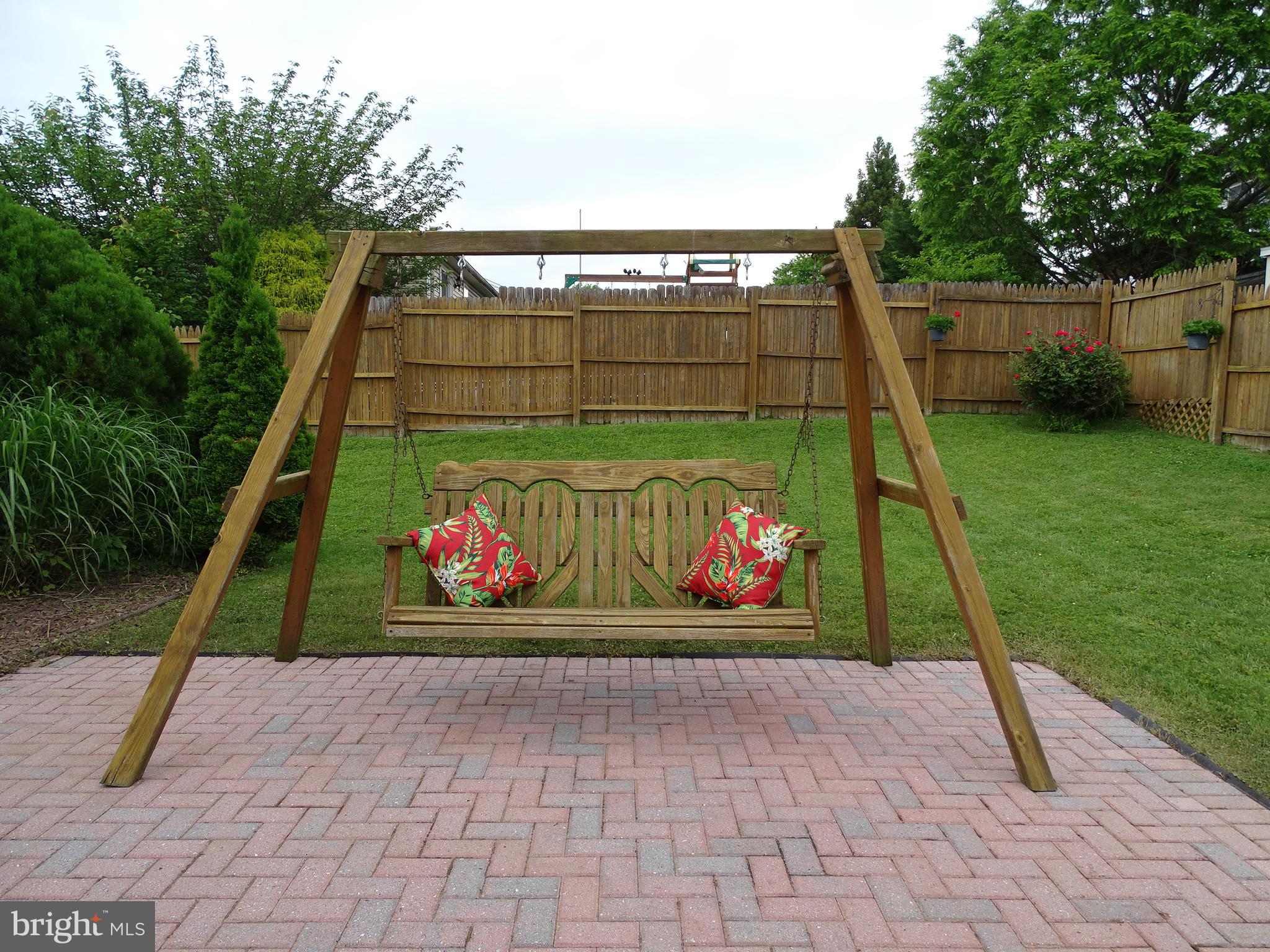 ASBURY POINTE - Residential