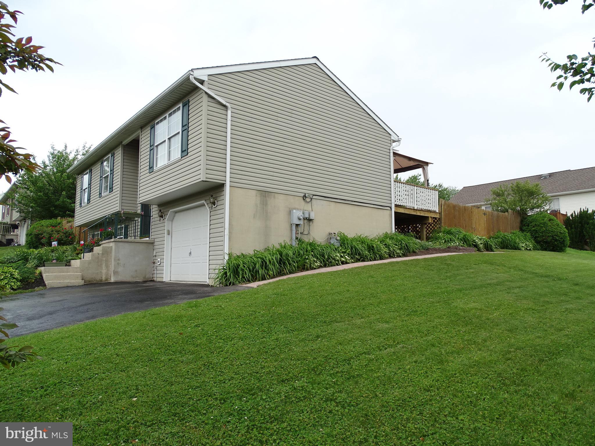 ASBURY POINTE - Residential