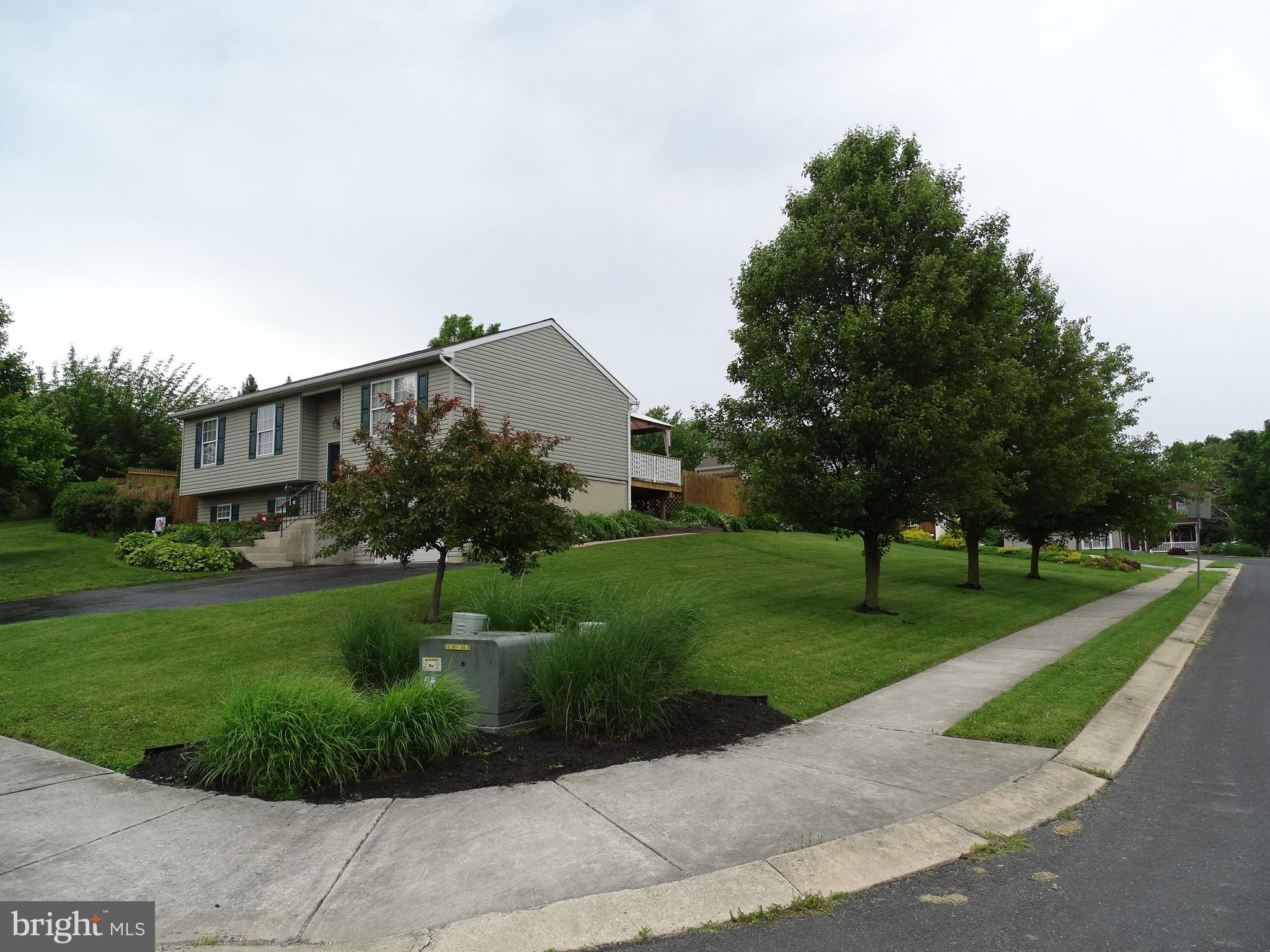 ASBURY POINTE - Residential