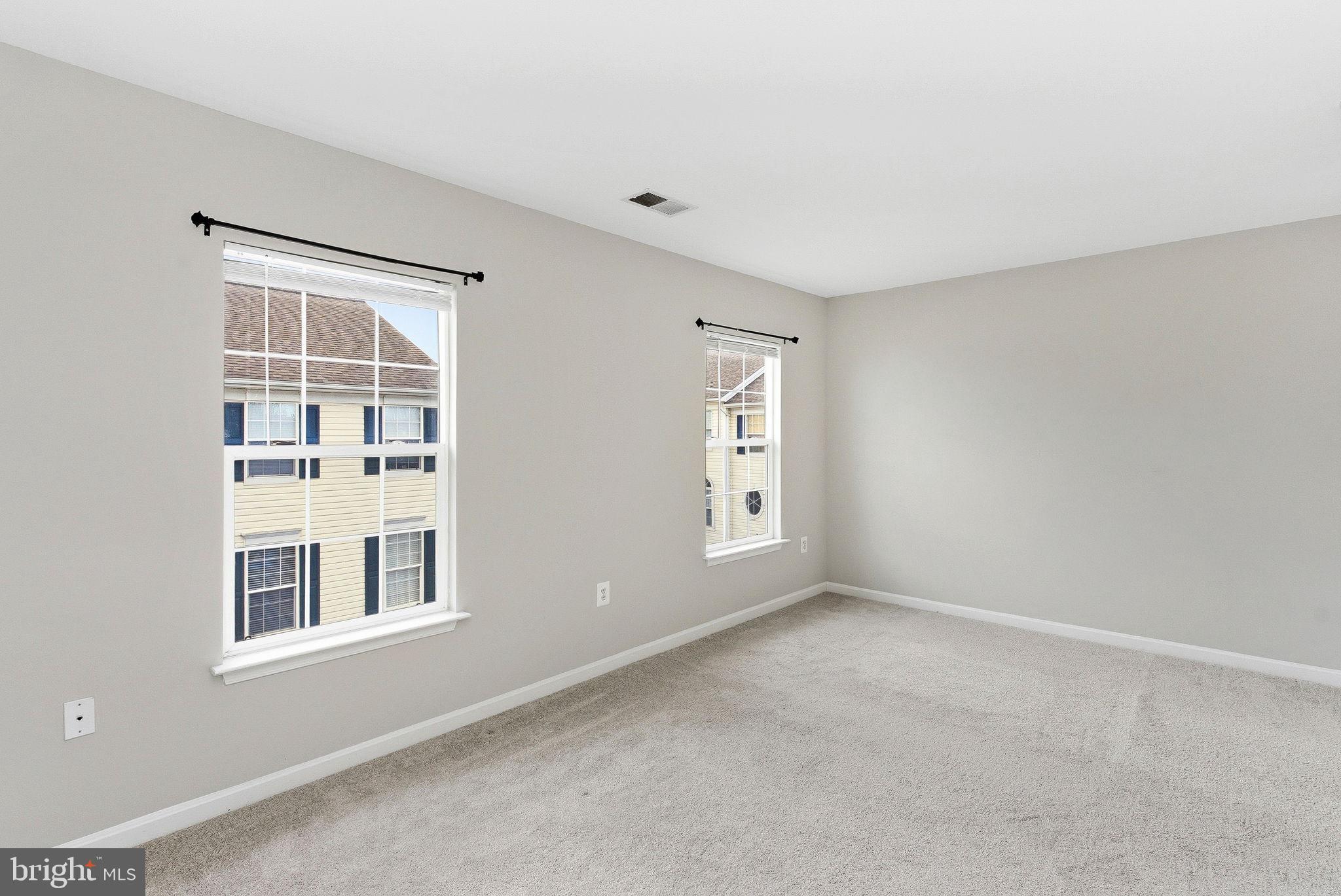 FLYNN'S CROSSING - Residential