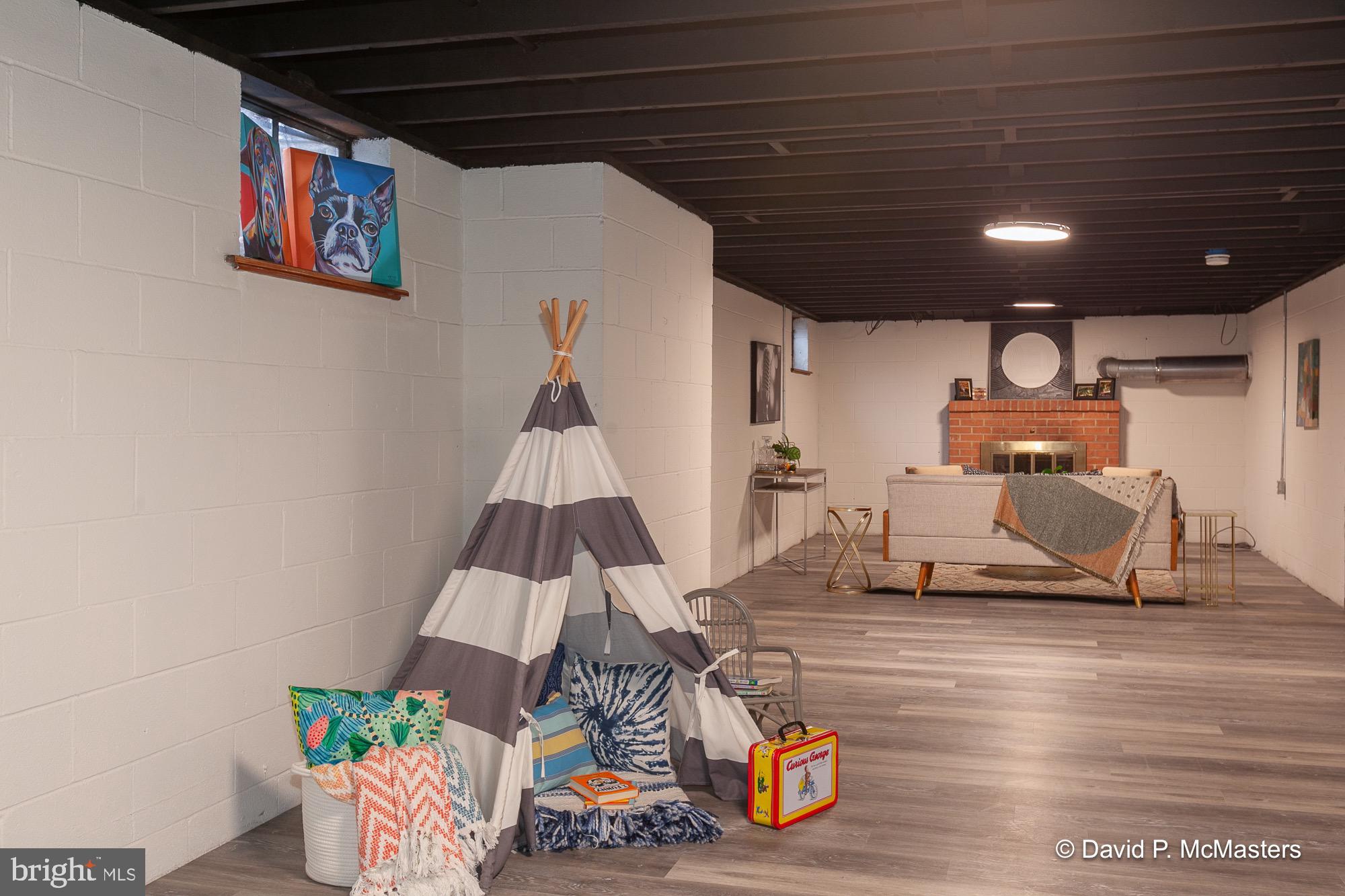 CHARLES TOWN CORPORATION - Residential